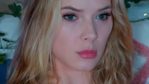 GentleRossi online show from May 2026 06:24:02 PM