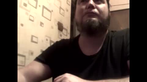 Snapshot of george84xxx chatting on October 2025 07:33:01 PM GeOOXXX online show from October 2025 07:33:01 PM