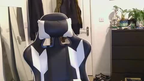 georgek0011 online show from January 2026 02:59:01 AM