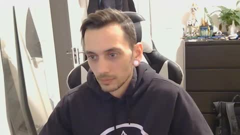 georgek0011 online show from February 2026 02:44:01 AM