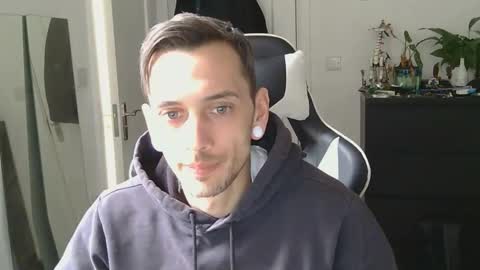 georgek0011 online show from February 2026 02:50:02 PM