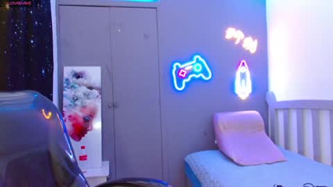 GEORGE online show from January 2025 02:21:02 AM