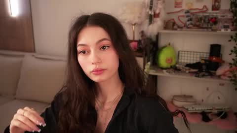 georgiamorandi online show from April 2026 02:15:02 PM