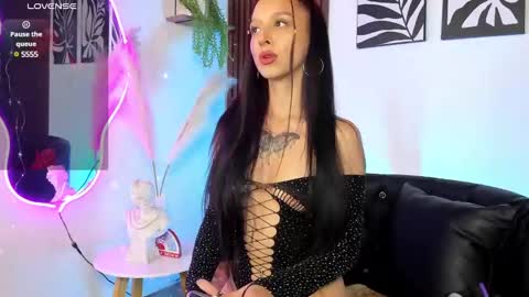 Georgina Caruso online show from January 2025 12:39:01 PM