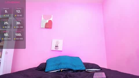 GEORGINA FERRI online show from October 2025 05:23:02 PM