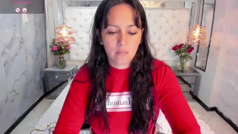 Snapshot of georgina_mussk chatting on February 2025 07:53:01 PM Georgina online show from February 2025 07:53:01 PM