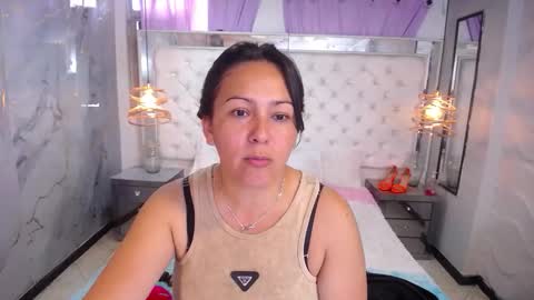 Snapshot of georgina_mussk chatting on September 2025 06:19:02 PM Georgina online show from September 2025 06:19:02 PM