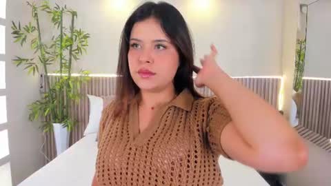 Snapshot of georginareyes chatting on June 2026 11:53:02 PM GeorginaReyes online show from June 2026 11:53:02 PM