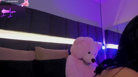 Kendal  online show from February 2025 02:58:01 AM