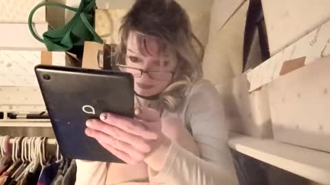 gertrudelemon online show from February 2026 06:46:01 AM