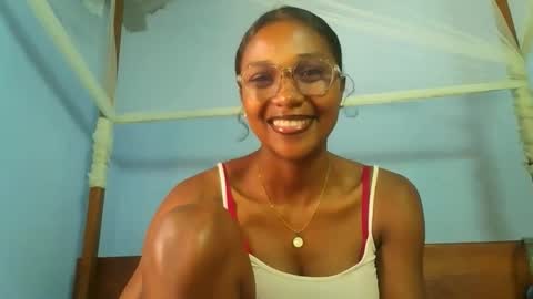 gggloria online show from November 2025 07:42:01 AM