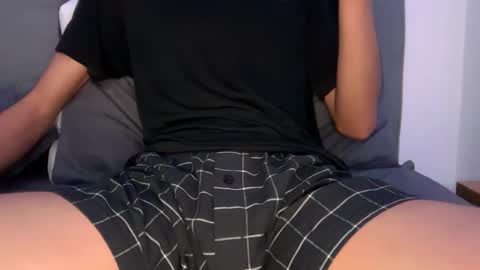 gh0st_boy_ online show from October 2025 01:23:01 AM