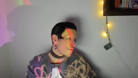 Ghost Bussy online show from May 2026 07:17:01 AM