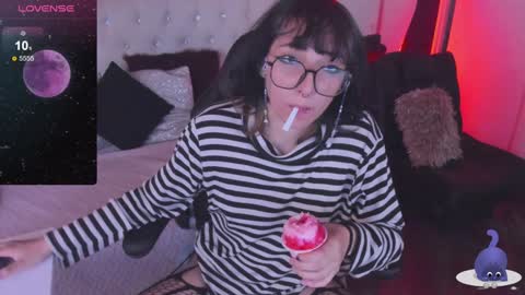 Allison  online show from January 2025 05:06:01 PM