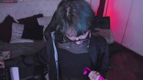 Allison  online show from January 2025 08:04:01 PM