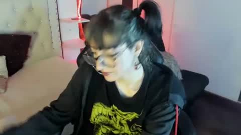 Allison  online show from February 2025 04:14:02 PM