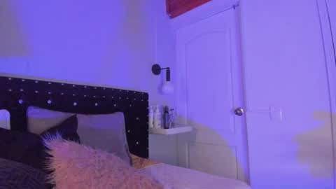 Allison  online show from September 2025 05:35:01 PM