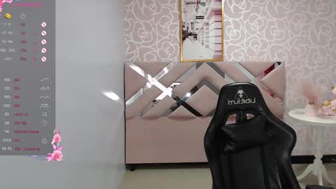 gia_ch online show from January 2025 01:51:02 PM