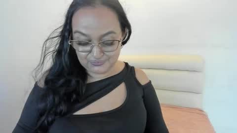 Snapshot of gia_nahomi chatting on December 2024 06:21:01 AM nahomi online show from December 2024 06:21:01 AM