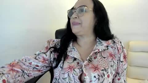 Snapshot of gia_nahomi chatting on January 2025 04:47:02 AM nahomi online show from January 2025 04:47:02 AM