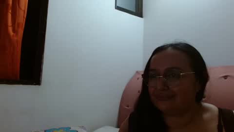 Snapshot of gia_nahomi chatting on February 2025 11:47:01 PM nahomi online show from February 2025 11:47:01 PM