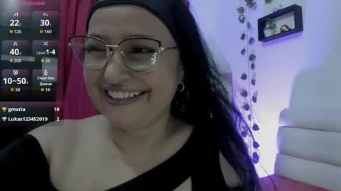 Snapshot of gia_nahomi chatting on September 2025 10:55:01 PM nahomi online show from September 2025 10:55:01 PM