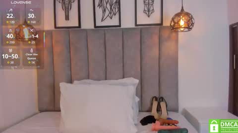 Darlliny online show from October 2025 08:50:01 PM