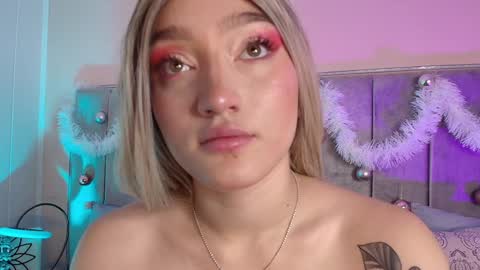 Gia online show from December 2024 11:55:01 AM