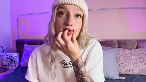 Gia online show from January 2025 02:24:02 PM