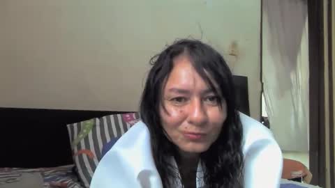 gianna165909 online show from December 2024 04:49:01 PM