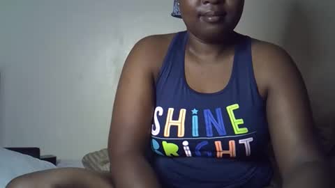 Snapshot of giannah01 chatting on November 2025 03:38:01 AM Giannah online show from November 2025 03:38:01 AM