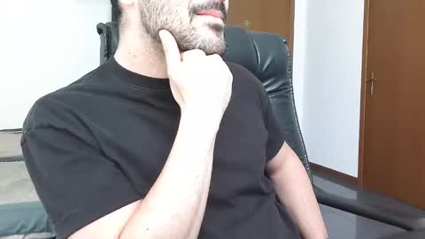 gianniamalfi online show from April 2026 02:18:02 PM