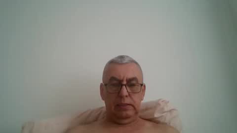 gigi1970 online show from March 2026 11:27:01 AM