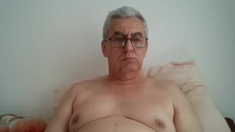 gigi1970 online show from April 2026 01:10:02 PM