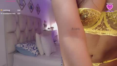 GIGI instagram gigi sj1994 online show from March 2025 07:32:01 AM