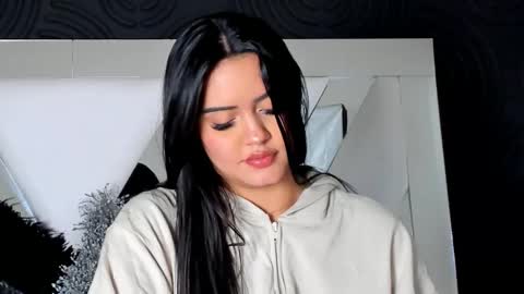 Snapshot of gigi_wilden chatting on December 2024 05:22:01 PM gigi wilden online show from December 2024 05:22:01 PM