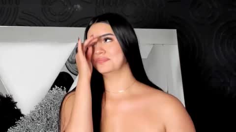 Snapshot of gigi_wilden chatting on January 2025 05:26:02 PM gigi wilden online show from January 2025 05:26:02 PM