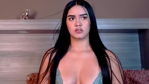 Snapshot of gigi_wilden chatting on January 2025 11:15:02 AM gigi wilden online show from January 2025 11:15:02 AM