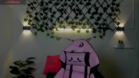 Gisel online show from December 2024 11:47:02 PM
