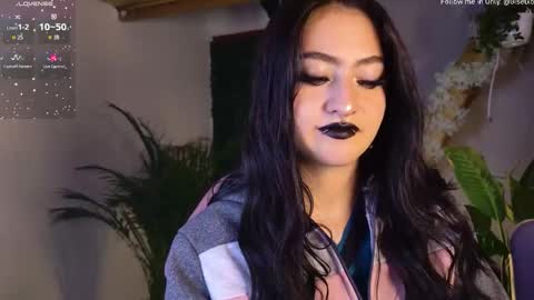 Gisel online show from September 2025 08:11:02 PM