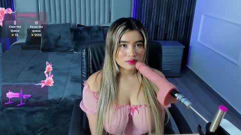 Gigi Doll online show from January 2025 12:05:02 PM