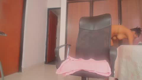 Sharlotte  online show from September 2025 08:12:02 PM