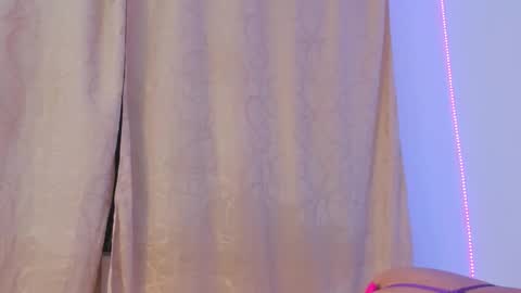 Gigi online show from November 2025 07:08:02 AM