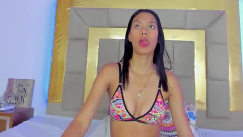 Gigi online show from November 2025 02:43:01 AM