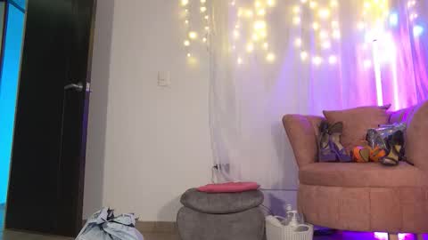 GiiaDior online show from October 2025 11:58:01 AM