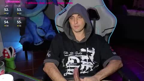 Snapshot of gil_gamesh2nd chatting on September 2025 06:40:02 PM Mirko online show from September 2025 06:40:02 PM