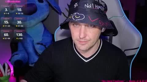 Mirko online show from April 2026 06:19:01 PM