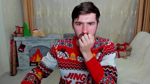 Snapshot of gilbertogonzales chatting on December 2024 05:29:02 PM gilbertogonzales online show from December 2024 05:29:02 PM