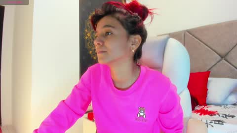 Snapshot of gimenalara chatting on December 2024 07:22:01 PM Gimena online show from December 2024 07:22:01 PM