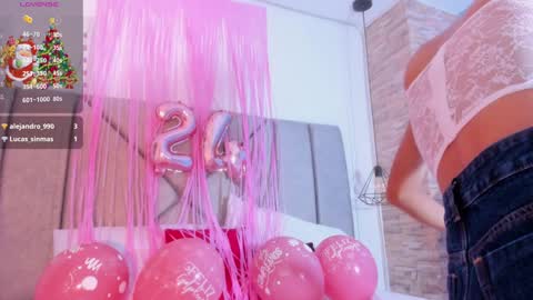 Snapshot of gimenalara chatting on January 2025 07:43:01 PM Gimena online show from January 2025 07:43:01 PM